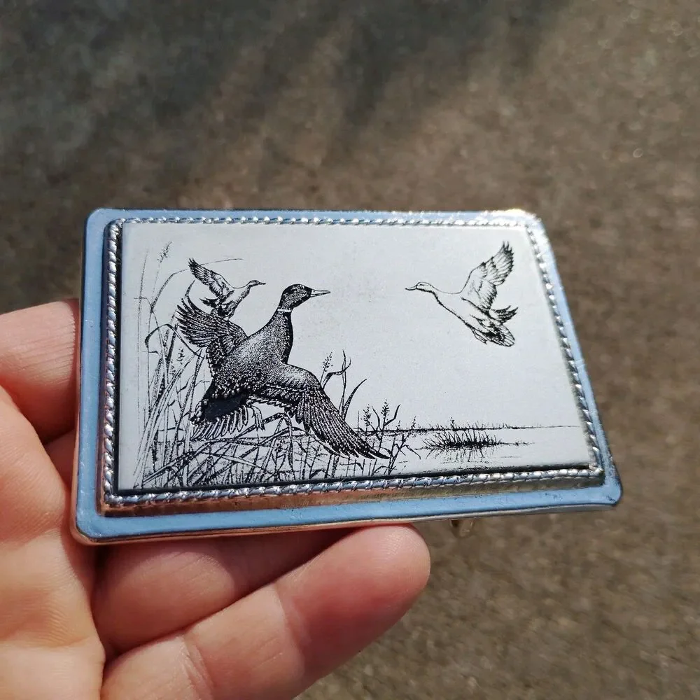 Vintage Duck Hunting Belt Buckle Mallard Lake Zinc Peoria IL Flying